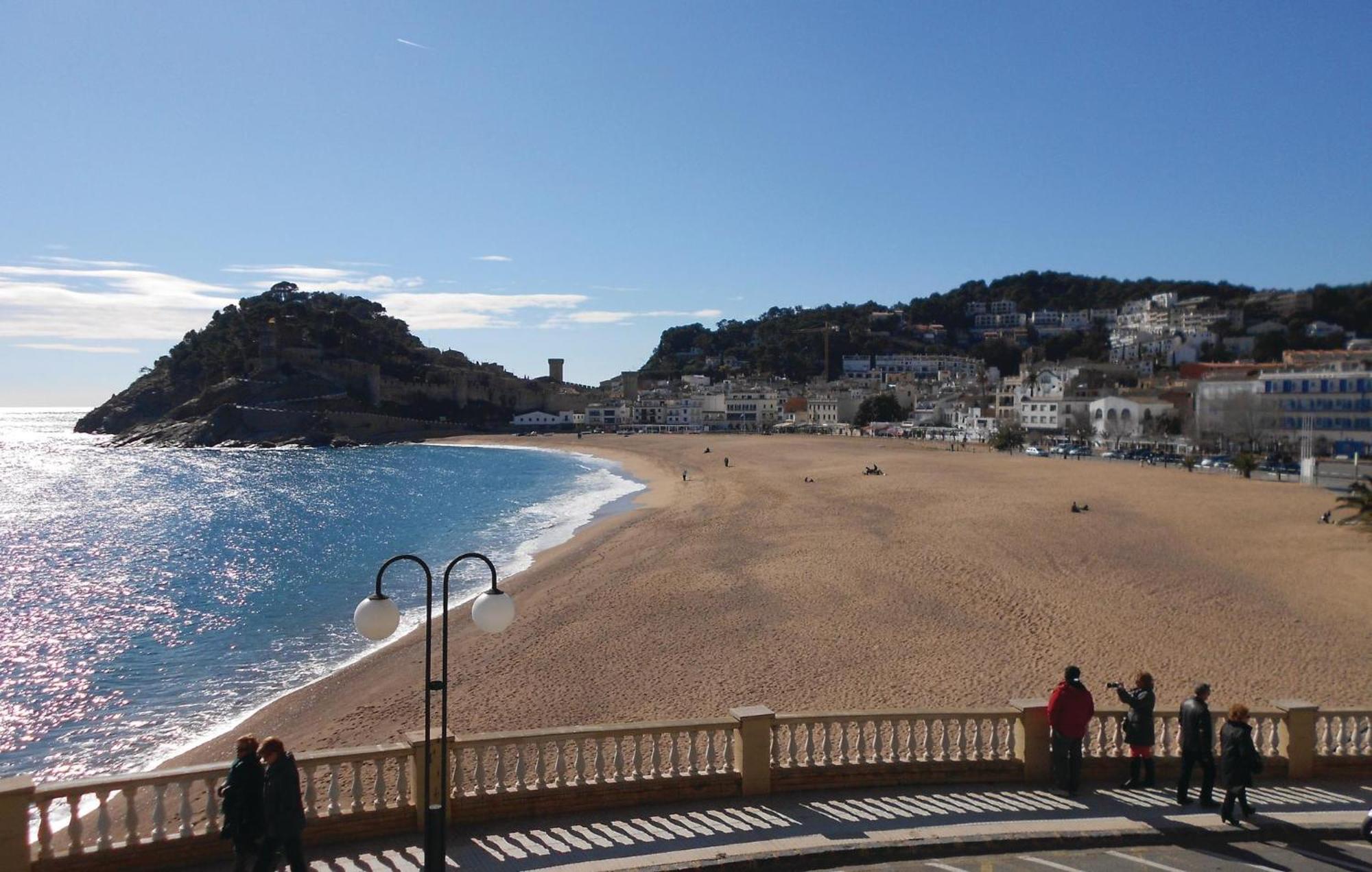 Stunning Apartment In Tossa De Mar With Wifi Екстер'єр фото