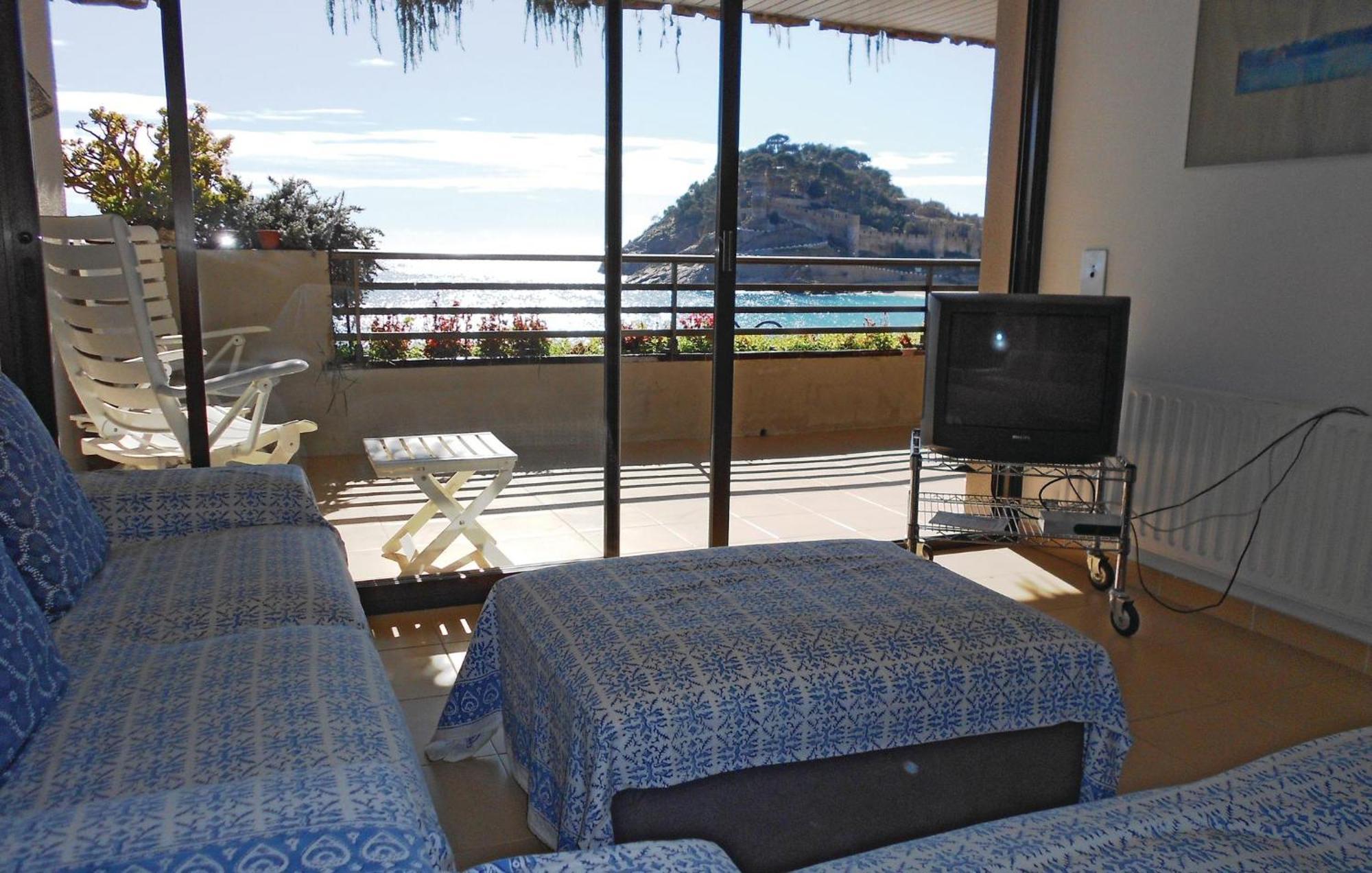 Stunning Apartment In Tossa De Mar With Wifi Екстер'єр фото