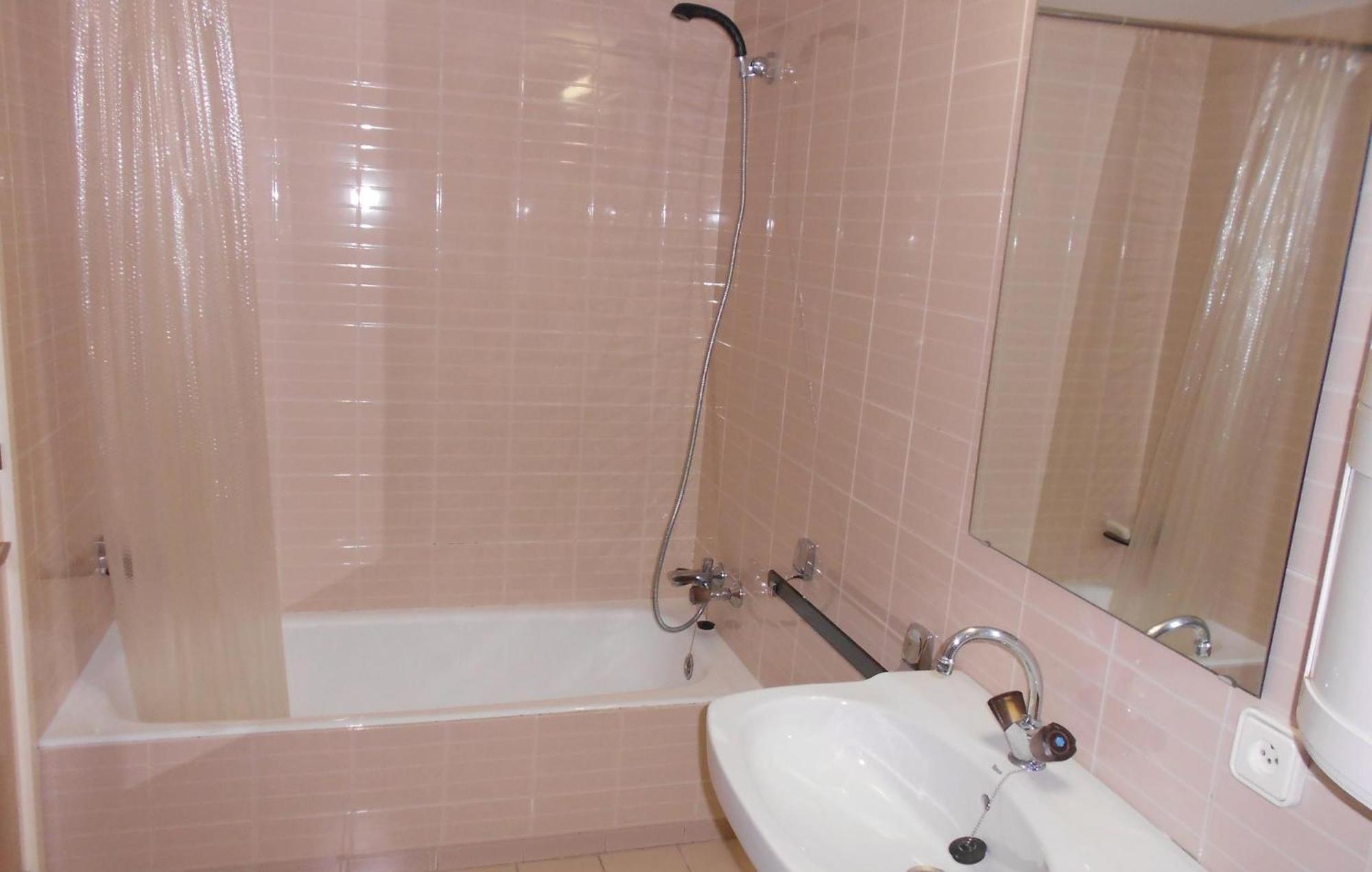 Stunning Apartment In Tossa De Mar With Wifi Екстер'єр фото